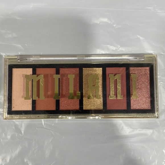 Huge Sale 🔥🔥🔥 Milani eye shadow 130 Burning Desire - Picture 2 of 3